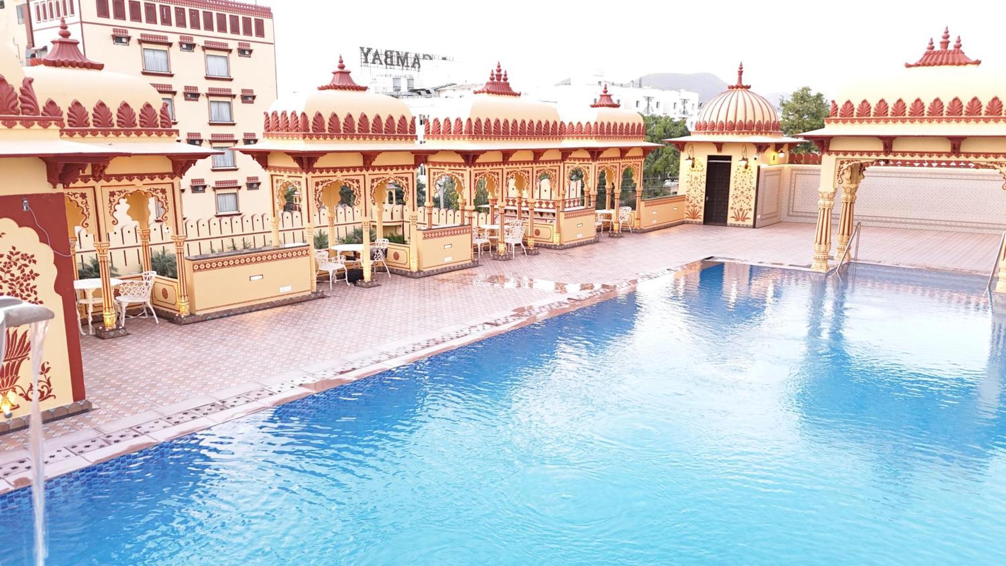 Umaid Haveli-A Heritage Style Hotel & Resort Τζαϊπούρ Εξωτερικό φωτογραφία